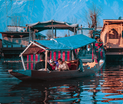 shikara_in_dal